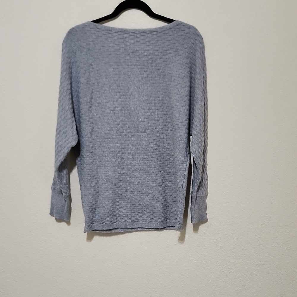 Vince Camuto Gray Crew Neck Sweater - Picture 4 of 6